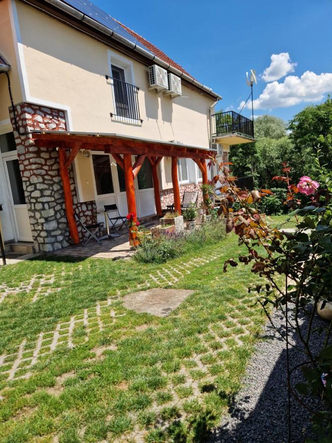 Gecse-Villa Sárospatak Dış mekan fotoğraf